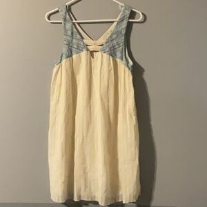 Flying Tomato Size Small Sleeveless Cream and Blue Dress
